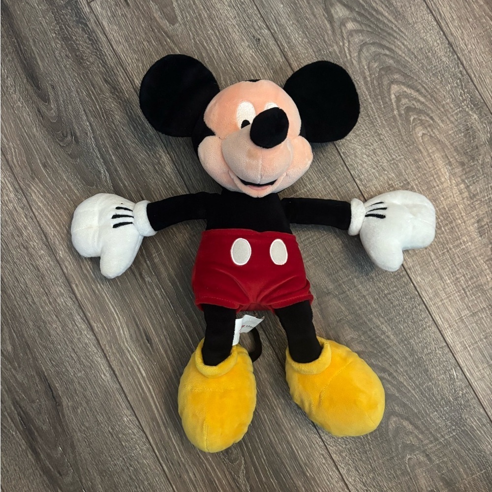 DISNEY Store Exclusive MICKEY MOUSE  Plush Toy Doll Authentic -